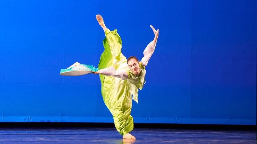 Why I Devoted Myself to Chinese Dance as a Westerner: Dancer