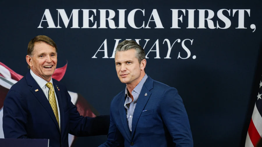 Hegseth Campaigns for Trump-Backed Challenger to Massie
