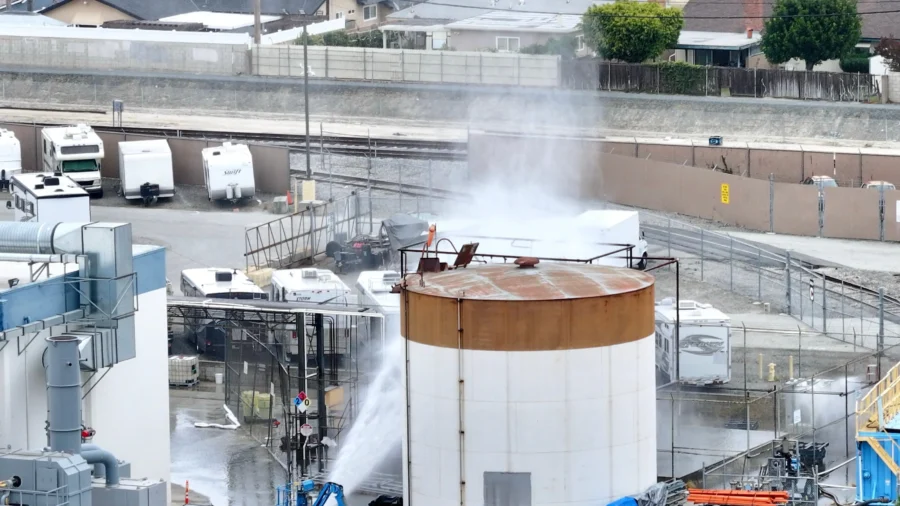 40,000 Ordered to Evacuate as Chemical Tank Leaks, Threatens Explosion in California