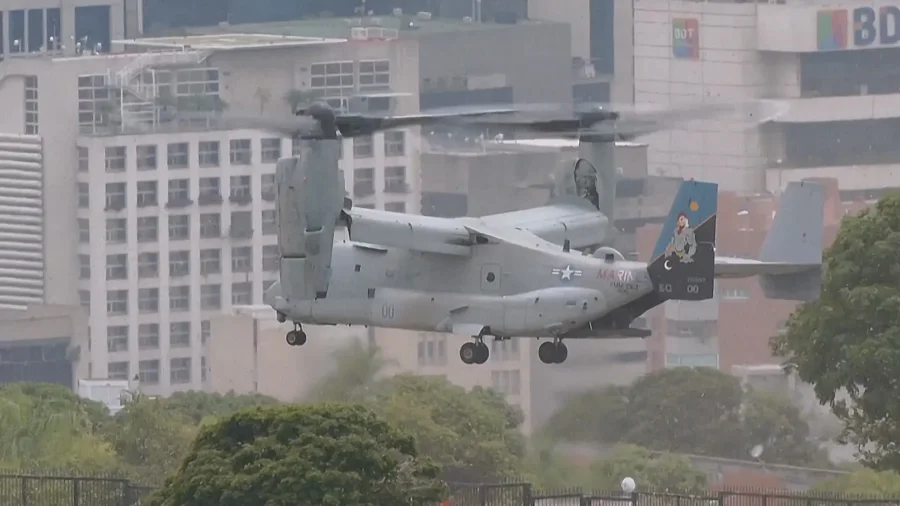 US Conducts Military Drill Over Venezuelan Capital Caracas
