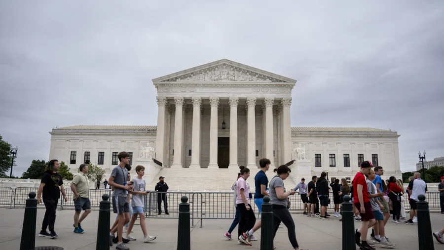 Supreme Court Hands DOJ an Initial Win in Dispute Over Immigration Judges’ Speech