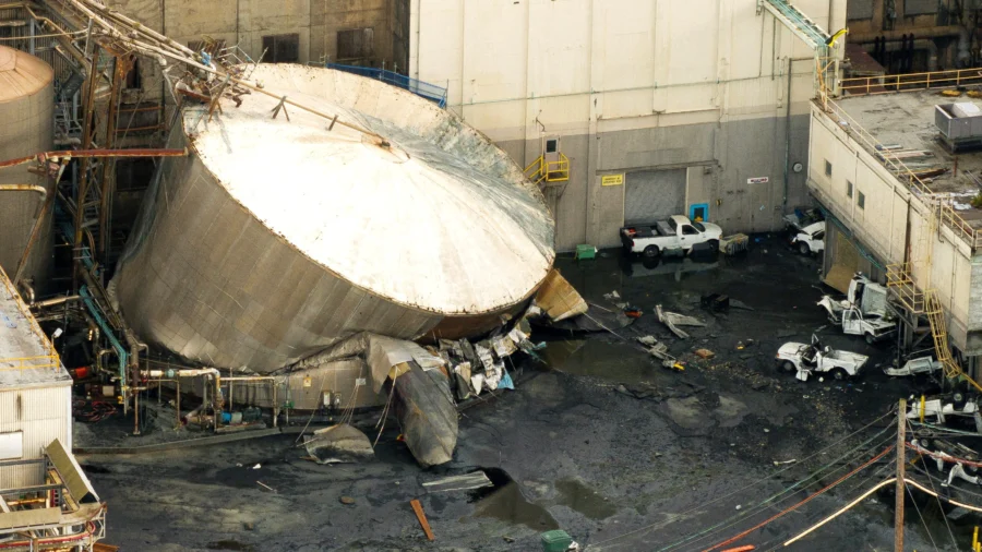 2 Dead, 9 Feared Dead in Washington State Chemical Tank Explosion as Operation Moves to Recovery Effort