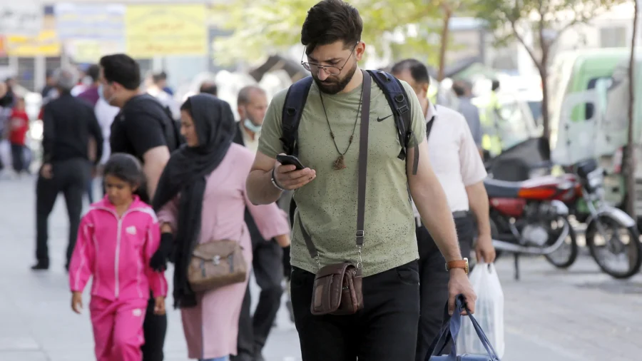 Internet Partially Restored in Iran After Nearly 90-Day Blackout