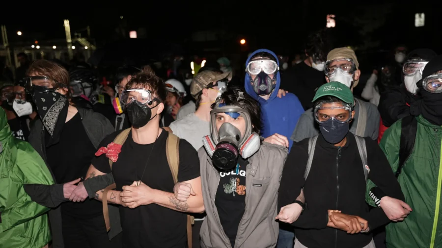 ICE Protesters in New Jersey ‘Trained, Funded, and Organized’, Says Security Expert