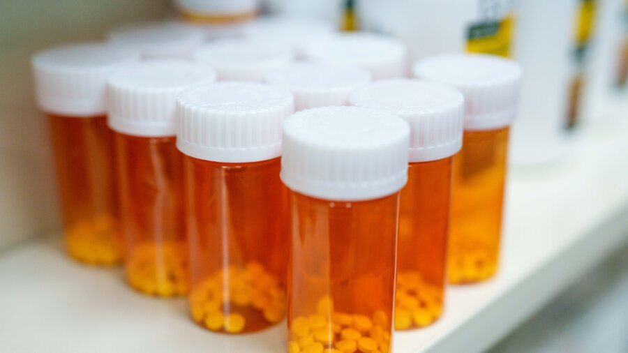 Senate Aging Committee Examines Dangers of Foreign Drugs
