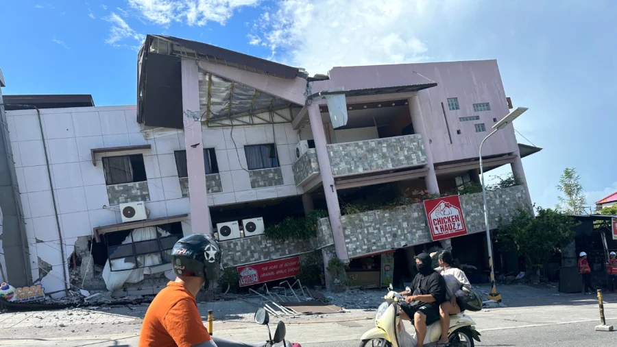 7.8 Magnitude Quake in the Philippines Kills at Least 35, Collapses Buildings and Sparks Tsunami