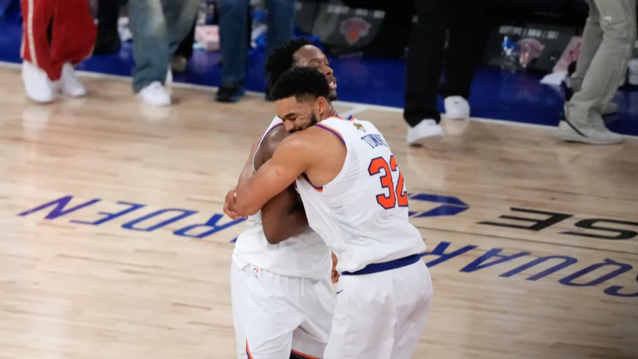 Knicks Come From 29 Down and Beat Spurs 107–106 for 3–1 Lead in NBA Finals
