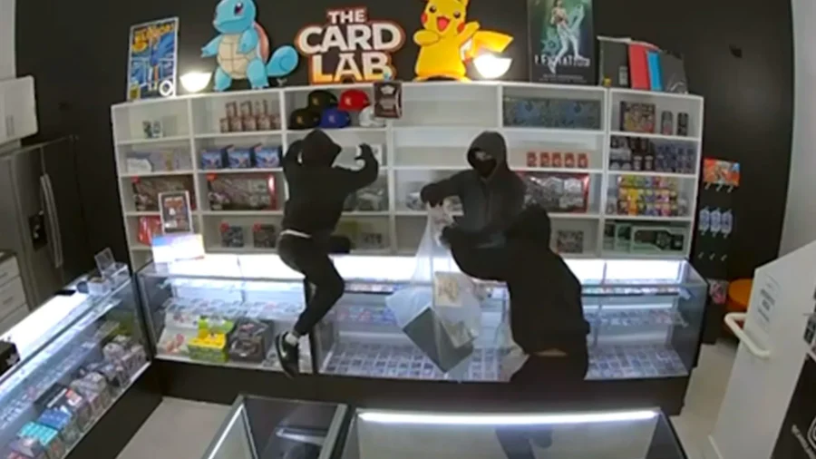 31 Second Pokemon Card Heist Caught on Camera