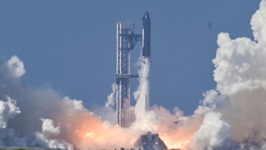 Elon Musk Becomes World’s First Trillionaire After SpaceX IPO
