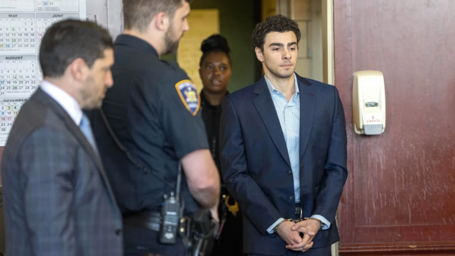 Luigi Mangione Hearing in State Murder Trial Postponed