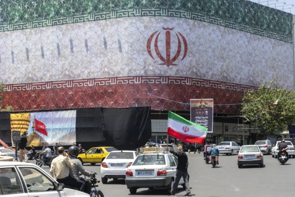 Iran Deal Sparks ‘Fierce Debate’ Inside Iran: Publisher of the Epoch Times Persian Edition