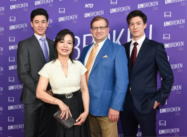 Shen Yun dancers Lucas (L) and Jesse Browde (R) and their parents attend the Los Angeles premiere of documentary "UNBROKEN: The Untold Story of Shen Yun" at AMC The Grove 14 in Los Angeles on June 17, 2026. (Courtesy of Amy Graves for UNBROKEN)