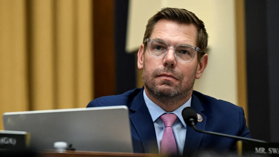 2 Democrats Advance in California Special Election to Replace Swalwell
