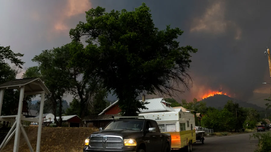 Utah Wildfires Burn Over 33,000 Acres, Evacuations Ordered