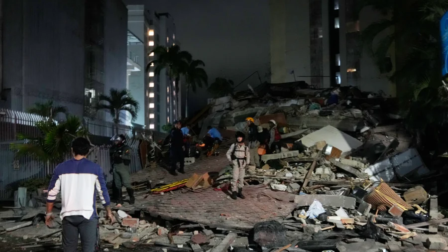 Powerful Magnitude 7.1 and 7.5 Earthquakes Hit Venezuela