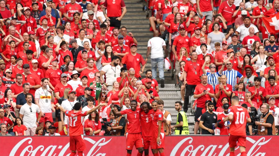 Switzerland Beats Canada 2–1, Clinches Group B