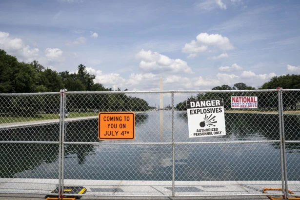 The Lincoln Memorial Reflecting Pool in Washington on June 26, 2026. (Madalina Kilroy/The Epoch Times)