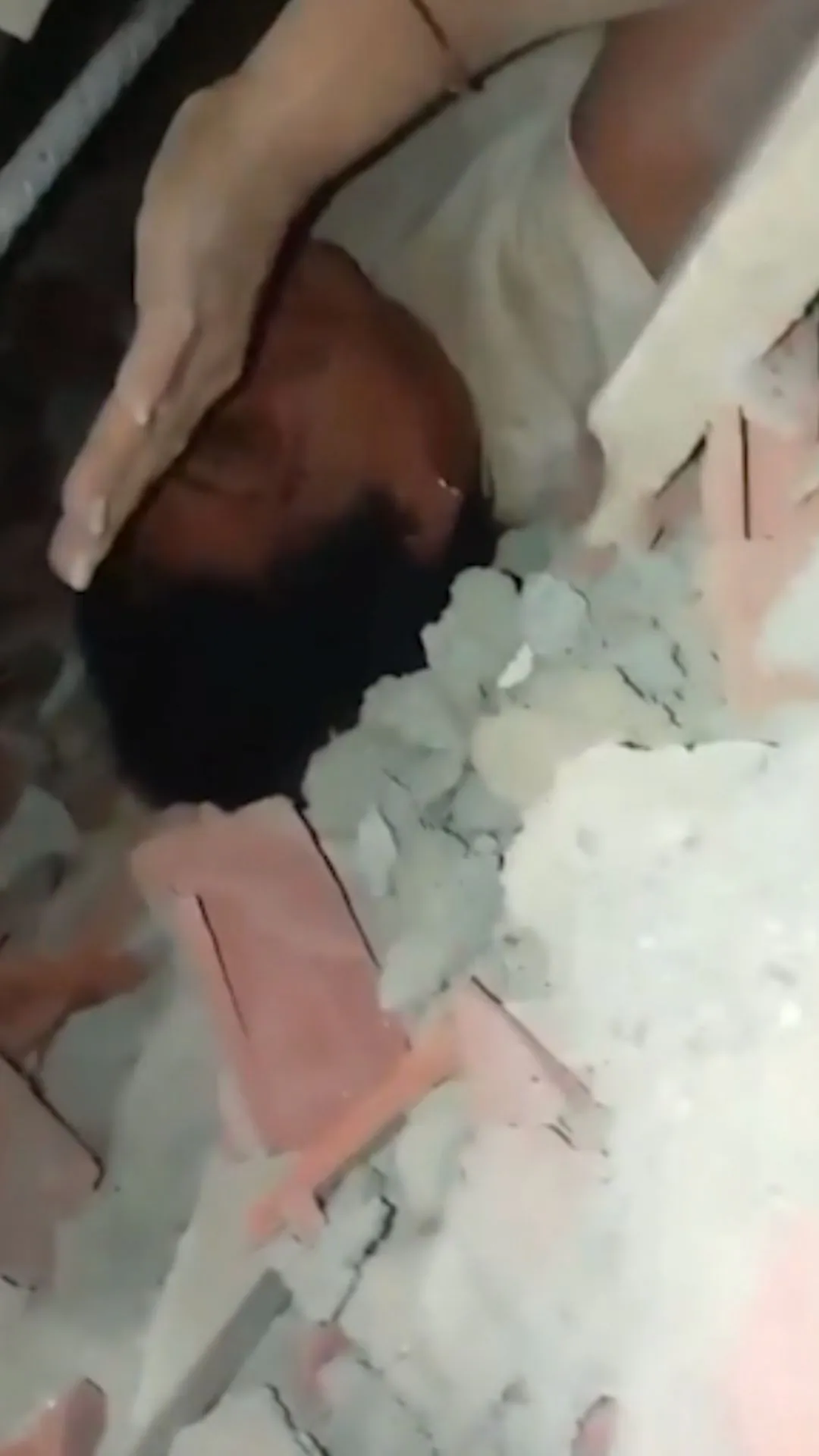 60-Year-Old Venezuelan Earthquake Victim Rescued After 86 Hours Under Rubble