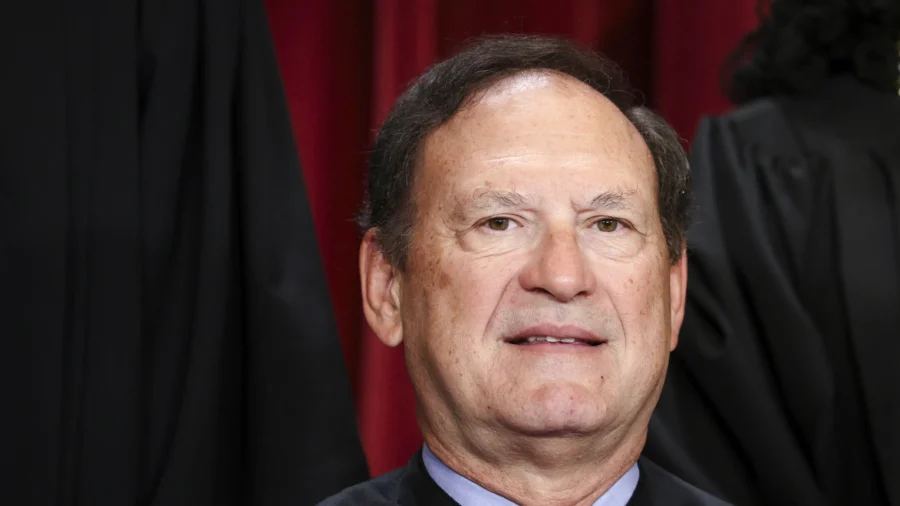 NPR Retracts Report Claiming Justice Alito Is Retiring
