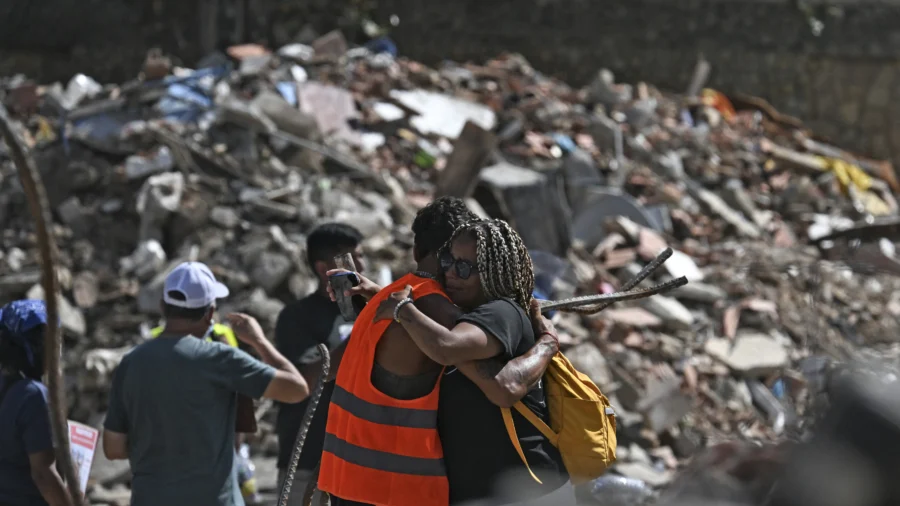 LIVE NOW: Rescue Teams Attempt to Pull Survivor From Venezuela Rubble