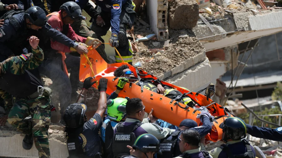 Rescue Teams Scramble to Find Survivors in Venezuela as Death Toll Rises to 2,295