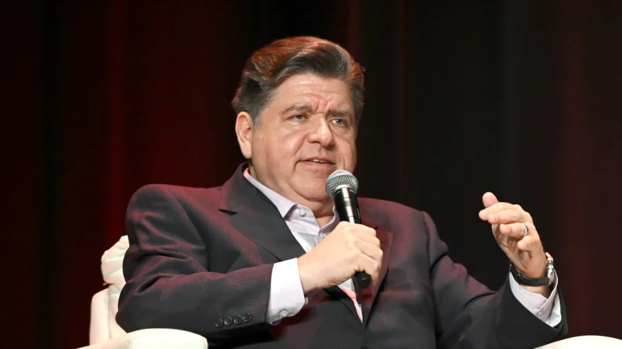 Pritzker Signs Bipartisan, First-in-Nation Sweeping AI Safety Audit Law