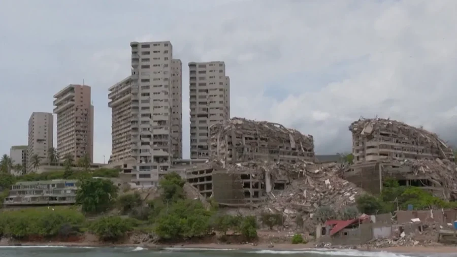 Venezuelan Business Owners Wait for Tourism's Return