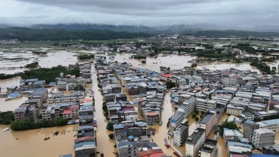 Venomous Snake Escape Compounds China Flood Crisis