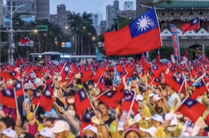 Support for China Unification Continues to Decline in Taiwan: Survey