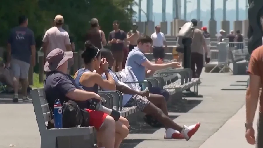What Does a ‘Super’ El Niño Year Mean for Your Summer Plans?
