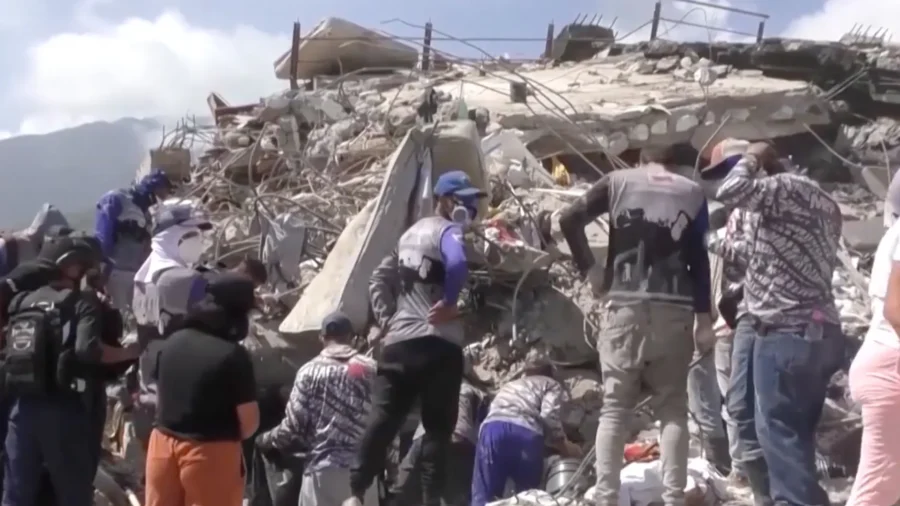 WHO Warns of Health Risks After Venezuela Earthquakes