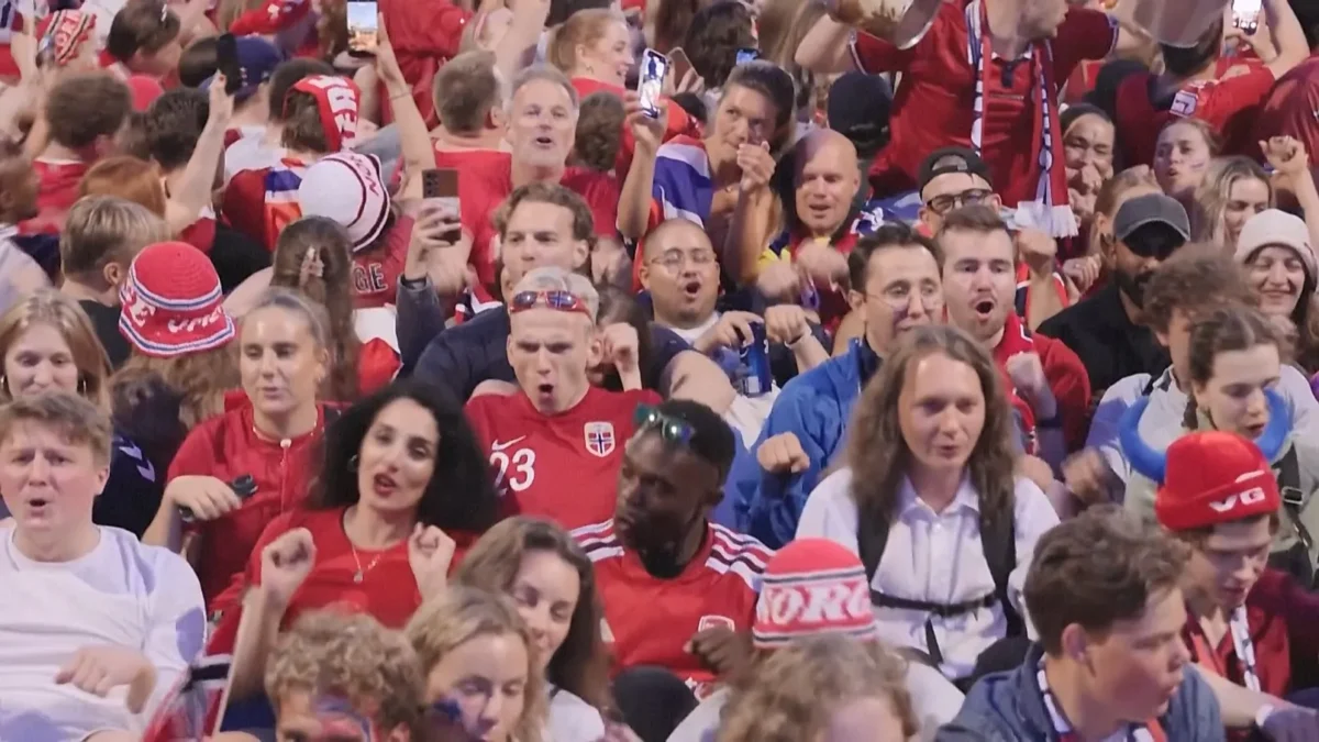 Norway Fans Give Farewell Viking Row in Oslo After England Defeat