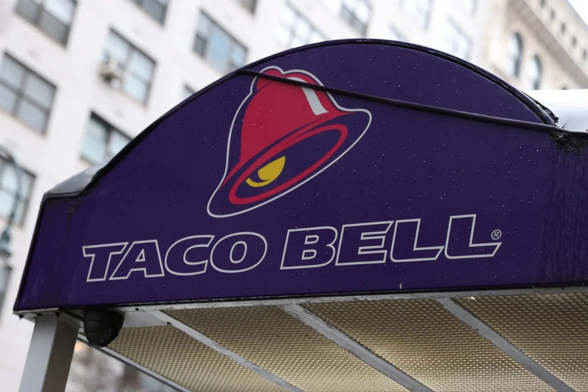 Cyclosporiasis Outbreak Linked to Lettuce Served at Taco Bell in 5 States: FDA, CDC