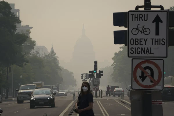 REPLAY: View of Smoke-Filled Skies Over Washington From Canadian Wildfires