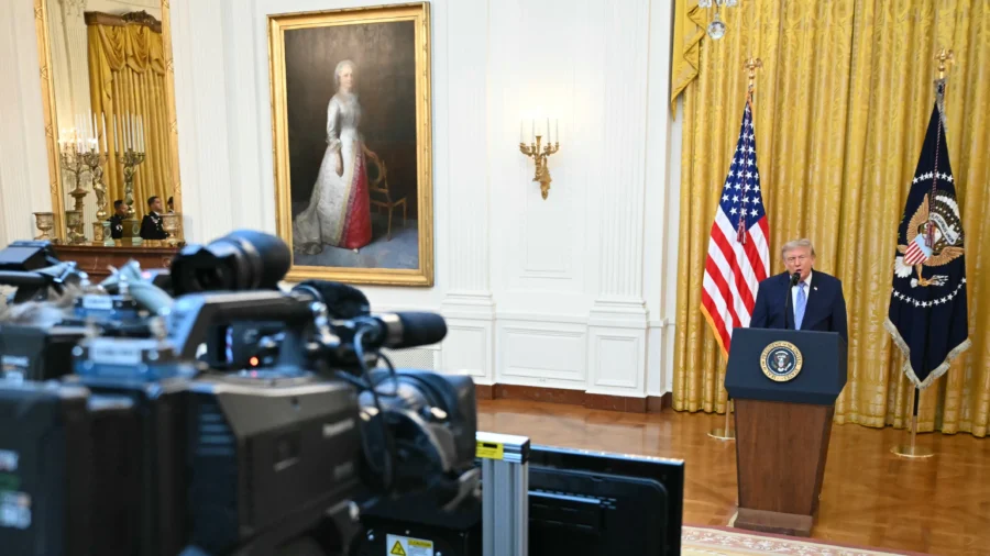 Trump Says Networks That Didn’t Air His Speech Should Have Their Broadcast Licenses Revoked