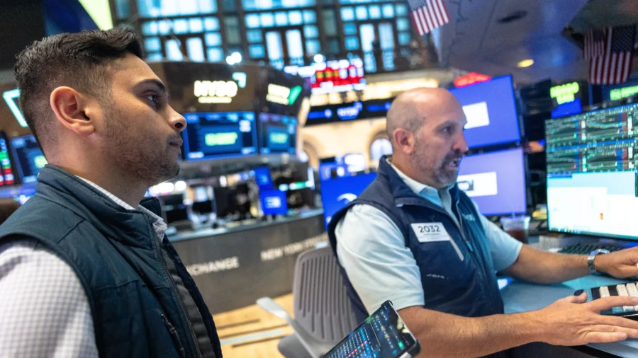 Wall Street Review: Tech Stocks Sink as Semiconductor Sector Enters Bear Market on AI Worries
