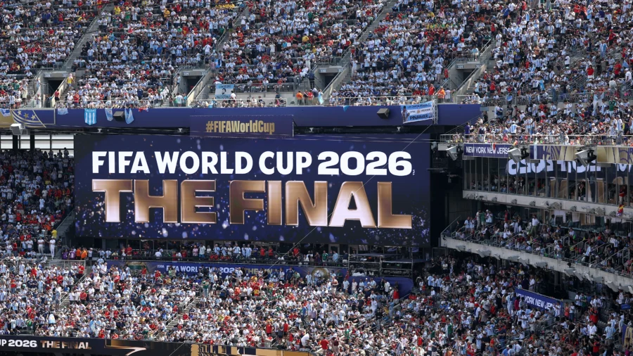 Fans of Spain and Argentina Watch the FIFA World Cup Final