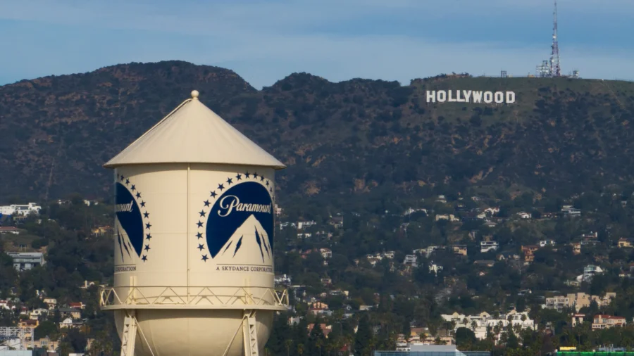 Paramount Agrees to Delay Closing Warner Buyout for Months While Judge Considers States' Challenge