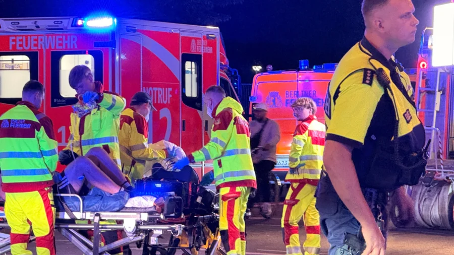 Van Slams Into Berlin Crowd, Killing 1 and Injuring at Least 16