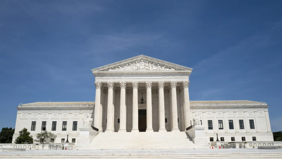 Trump Asks Supreme Court to Allow Restrictions on Mail-In Voting to Take Effect