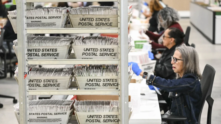 Federal Appeals Court Rejects Bid to Block Trump’s Mail Voting Restrictions