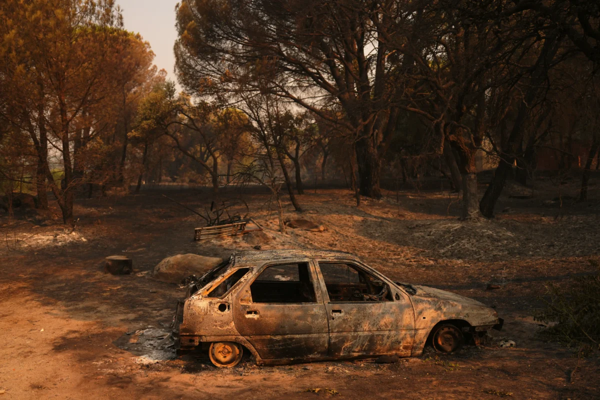 4,000 More Ordered to Evacuate as Raging Wildfires in France, Spain Displace 330,000