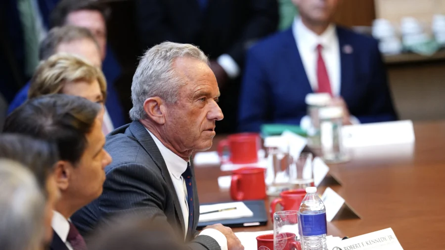 RFK Jr. Tells Trump Answer Coming From Research Into Autism Causes