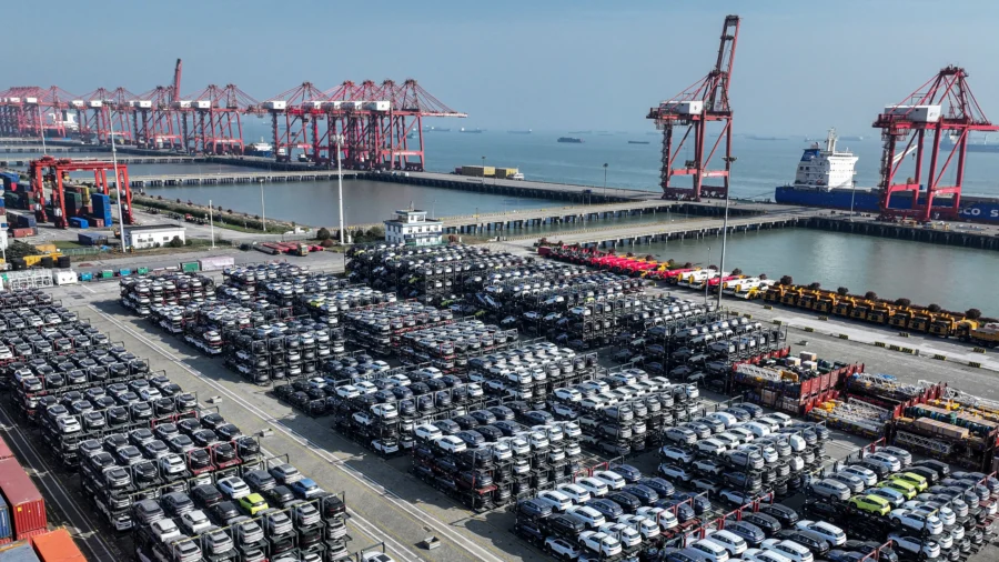 China Has Favored Production Over Consumption for Decades, Economist Says