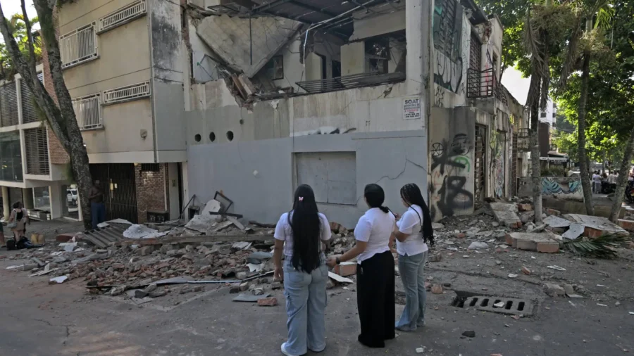 Magnitude 7.4 Earthquake Strikes Colombia, Causing Serious Damage