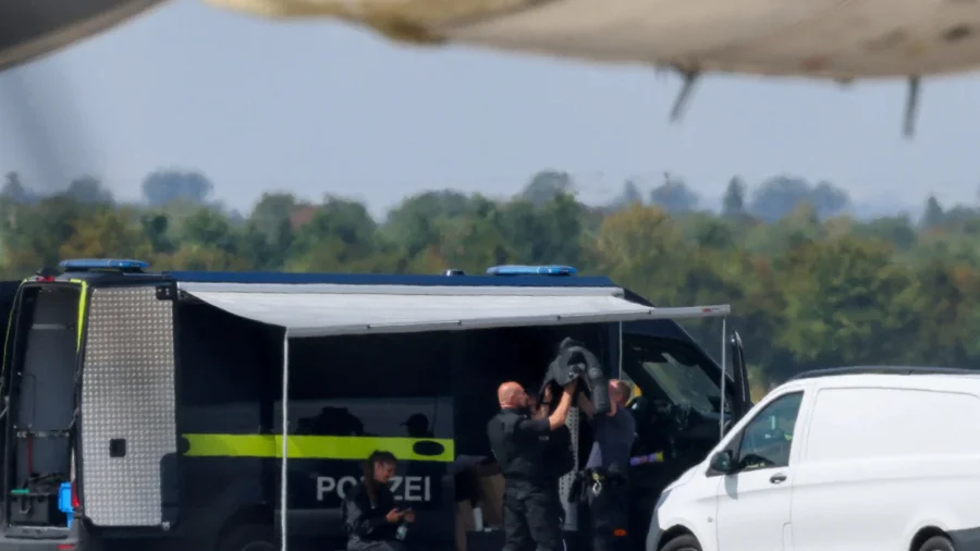 Germany Is Daily Target of Hybrid Warfare, Says Minister