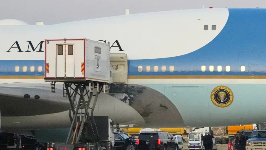 Trump Says Secret Service Had Him to Switch Planes in Turkey Over Threat