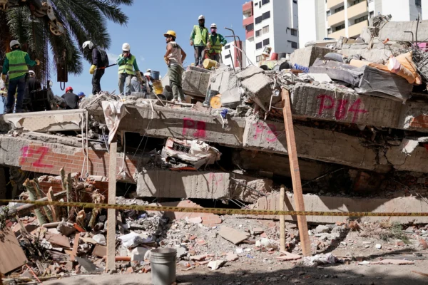 Colombia's Quake Death Toll Rises to 281, Hundreds Still Missing