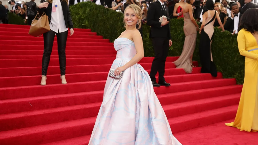 Neutrogena Responds to Criticism After Hayden Panettiere’s Death