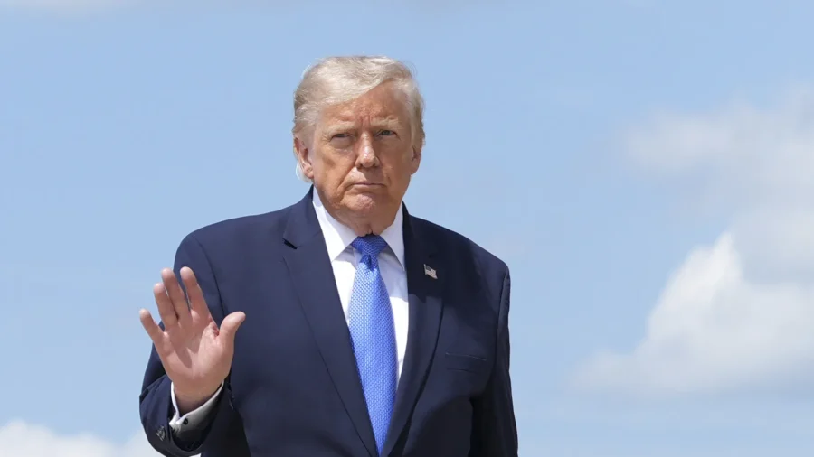 Trump Delivers Remarks at South Carolina Rally